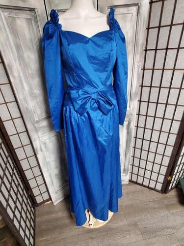 Electric blue vtg 80s - blue,