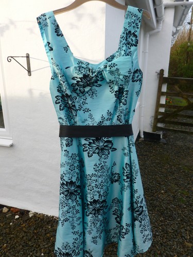 Electric turquoise - electric,